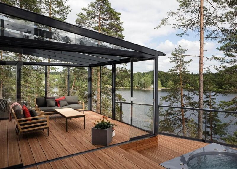 Беседка со стеклянной крышей 