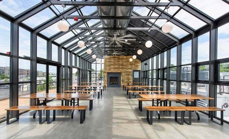 Террасы кафе и ресторанов: стильный дизайн и атмосфера уюта круглый год